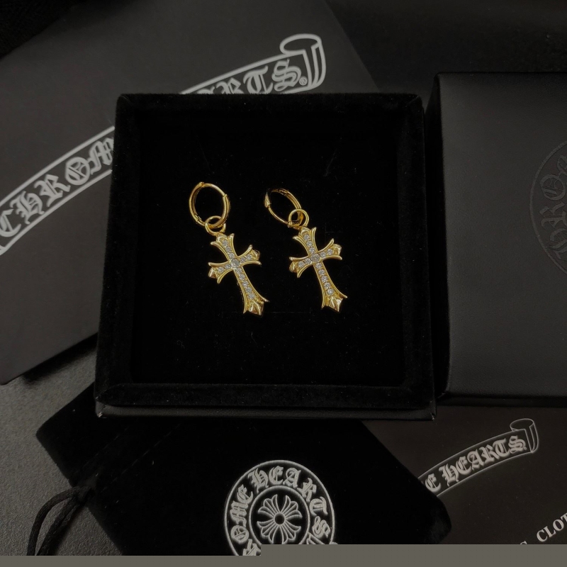 Ch**me He**ts earrings